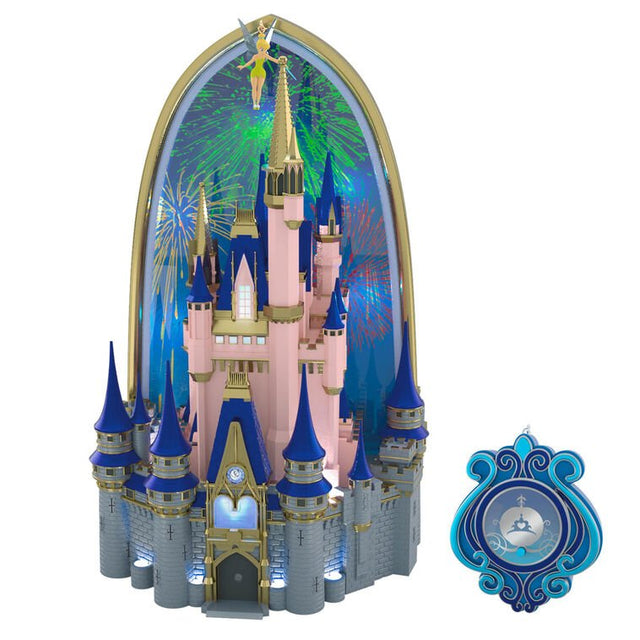 Magic-Kingdom-Cinderella-Castle-Tree-Topper_1QFM3413_01.jpg